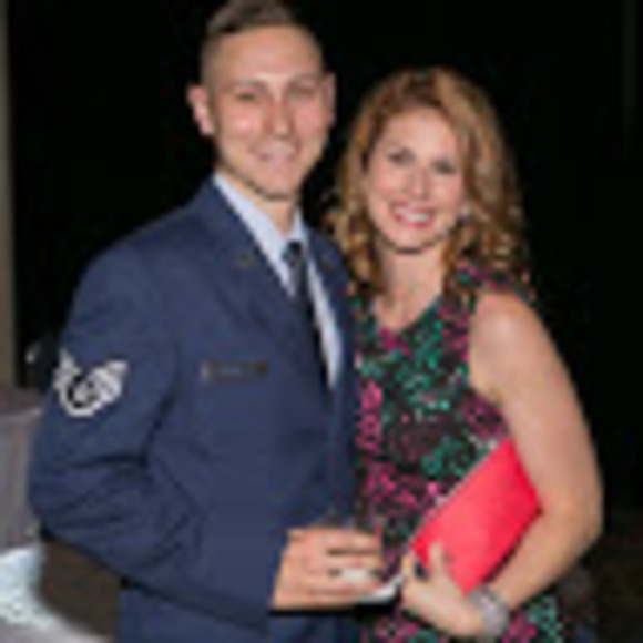 Meet your Posher, Abigail - Picture 1 of 1